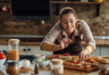 Jak si zjednodušit vaření doma? Jak uklidit celý byt za hodinu?